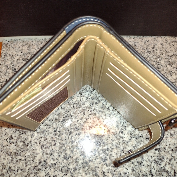 BAELLERRY Faux Leather Khaki Wallet 4”x5" Multiple Card Slots.Pouch for Currency - Picture 7 of 11